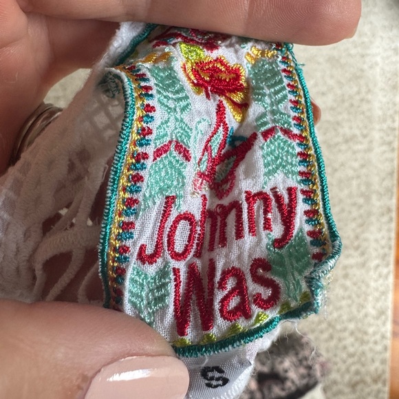Johnny Was RARE Painted Crochet Trimmed Handkerchief Tank Tunic, size Small - Picture 6 of 8